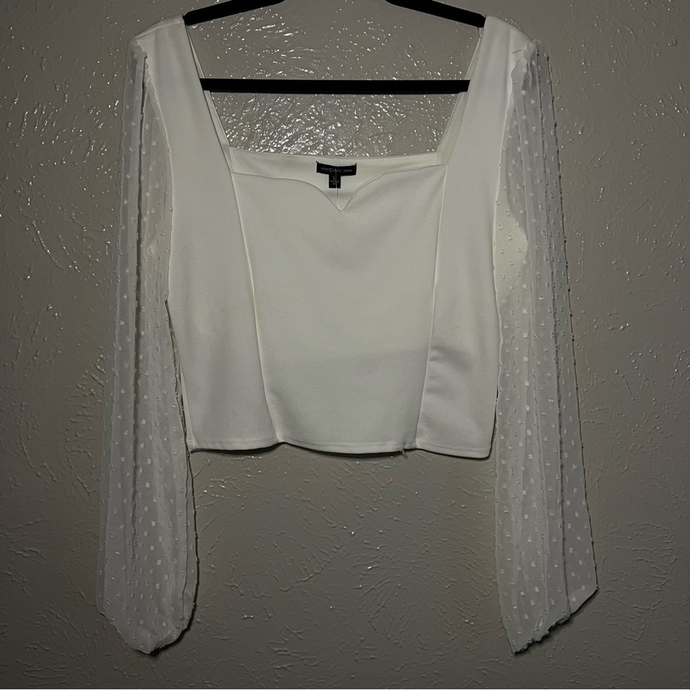 White long sleeve cropped blouse